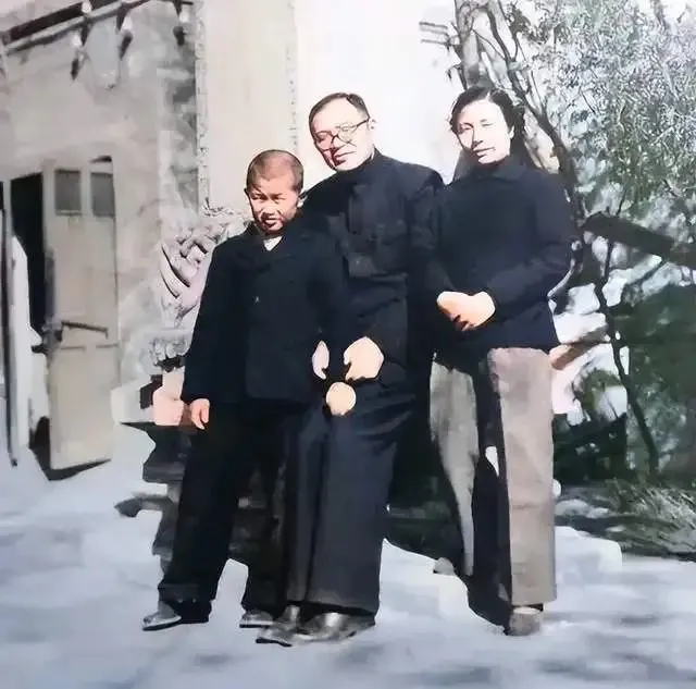 他当了八年总书记，1959年被毛主席严厉批评：你需要大病一场