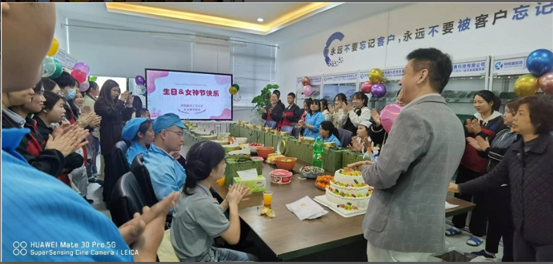 当三八妇女节撞上第一季度员工生日会 当三八妇女节撞上第一季度员工生日会