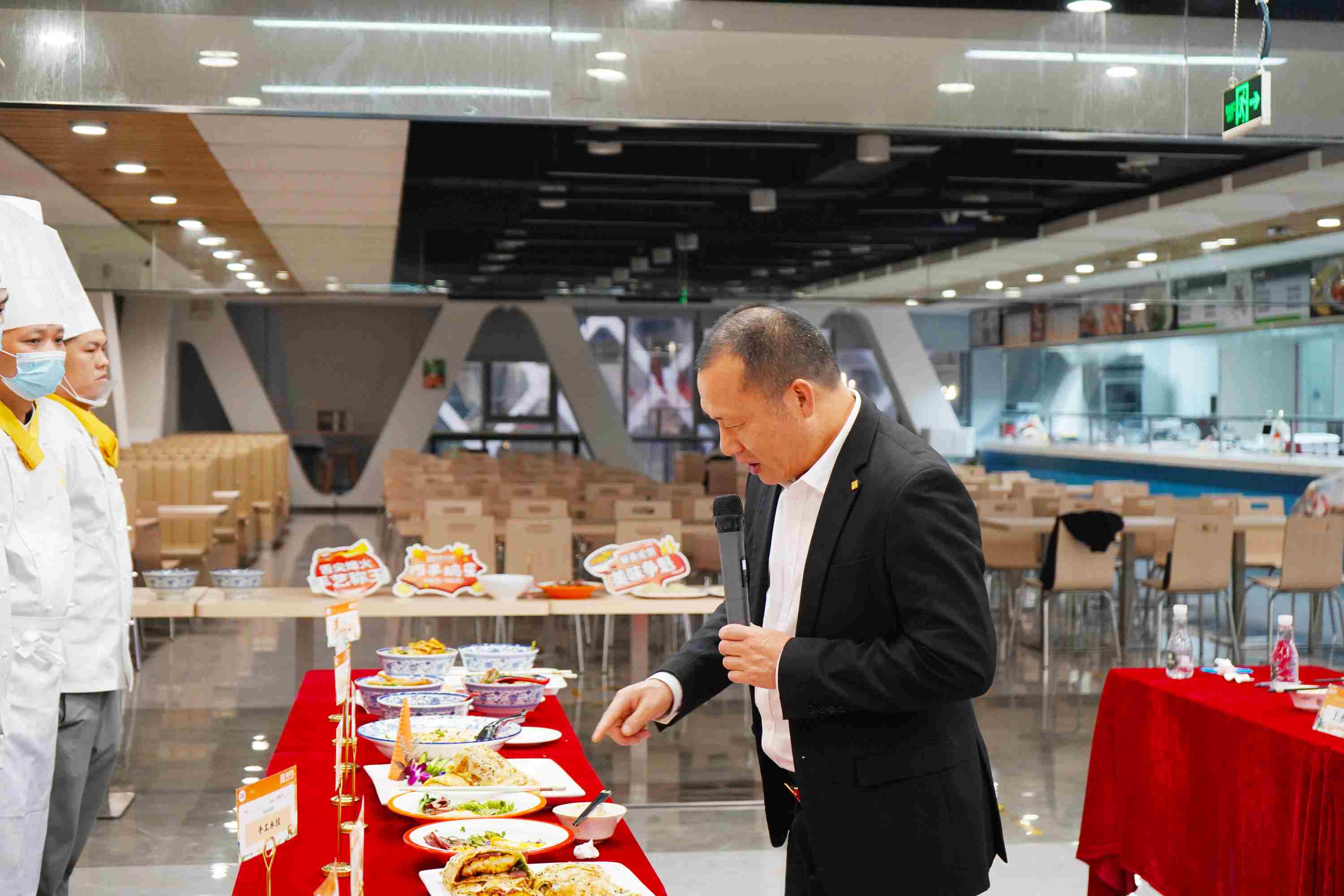 舌尖争锋!2025年鼎禾盛饮食首届中华传统汤粉(面)及地方特色小吃争霸赛热血收官 舌尖争锋!2025年鼎禾盛饮食首届中华传统汤粉(面)及地方特色小吃争霸赛热血收官