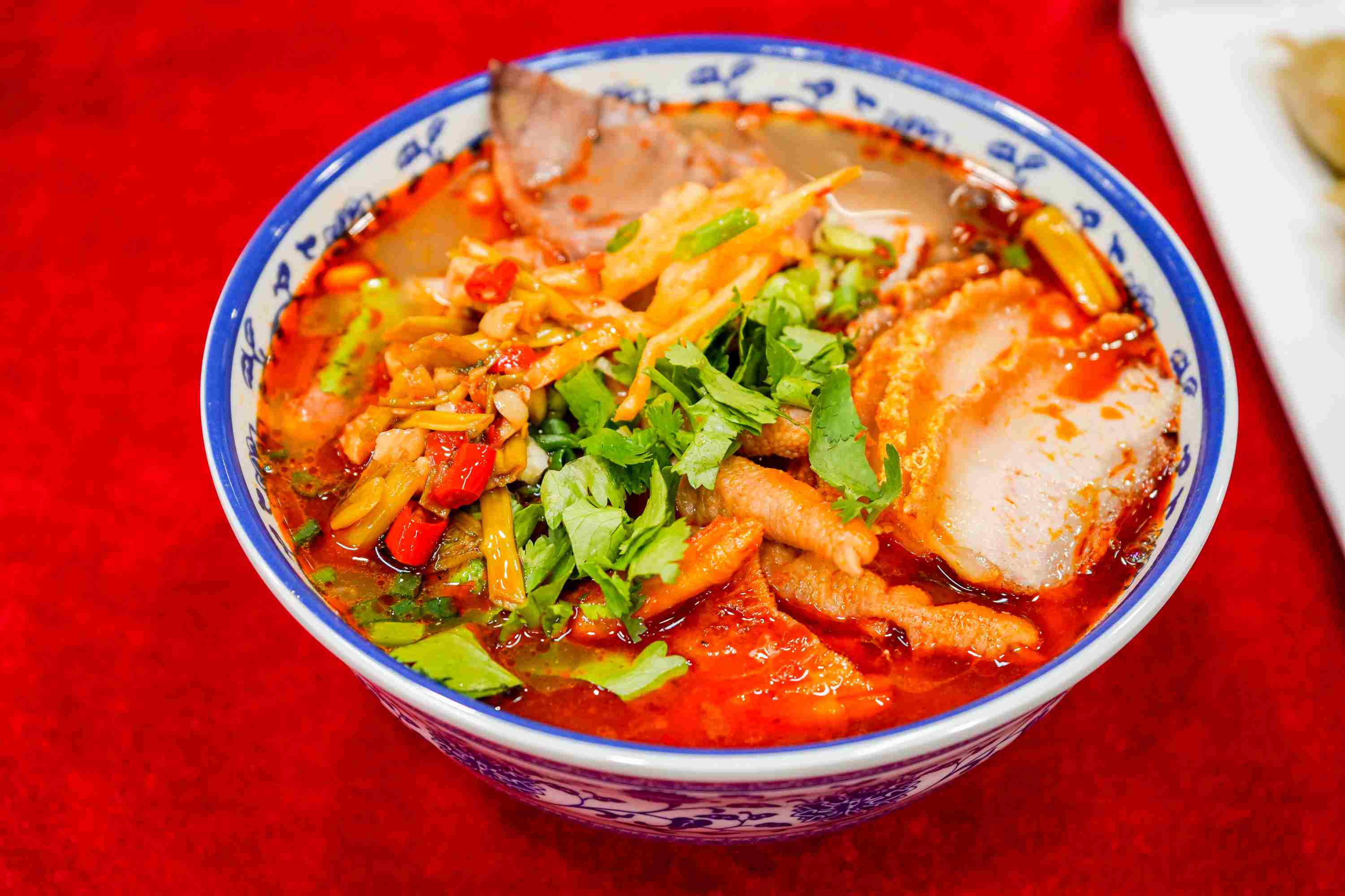舌尖争锋!2025年鼎禾盛饮食首届中华传统汤粉(面)及地方特色小吃争霸赛热血收官 舌尖争锋!2025年鼎禾盛饮食首届中华传统汤粉(面)及地方特色小吃争霸赛热血收官
