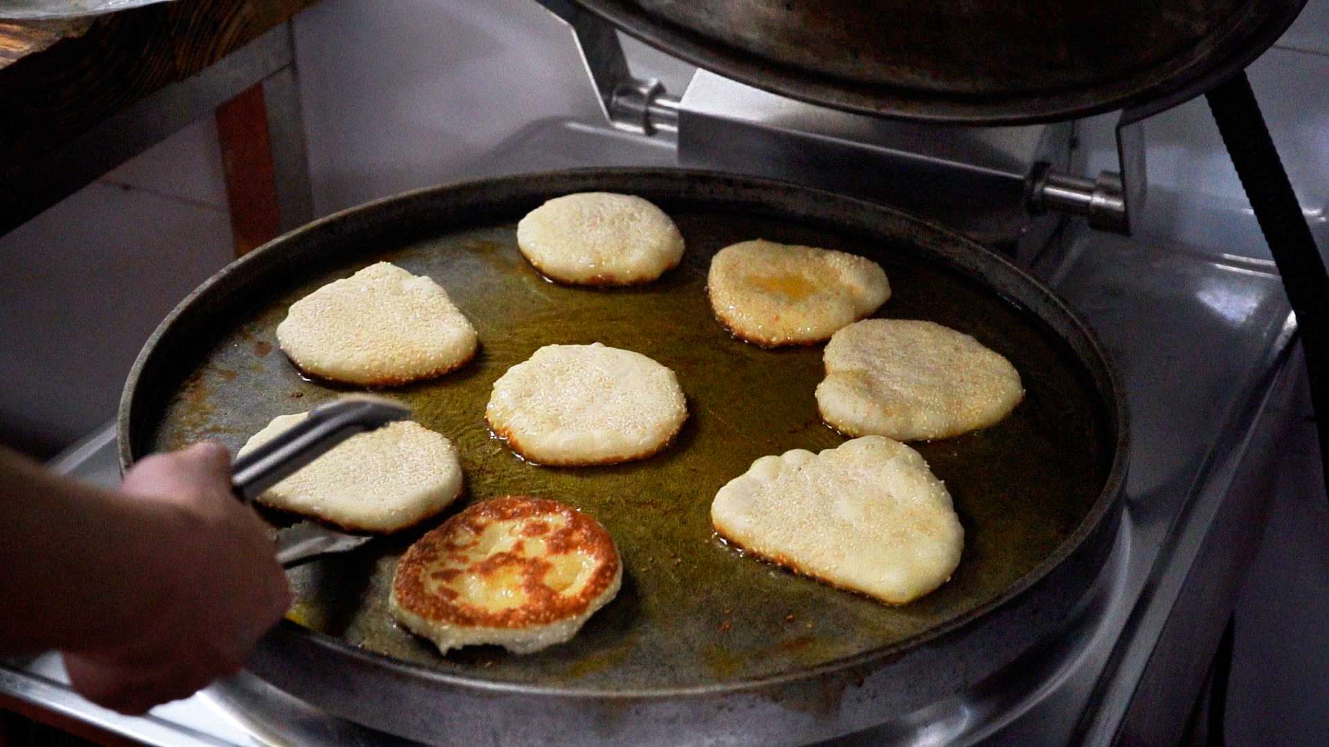 舌尖争锋!2025年鼎禾盛饮食首届中华传统汤粉(面)及地方特色小吃争霸赛热血收官 舌尖争锋!2025年鼎禾盛饮食首届中华传统汤粉(面)及地方特色小吃争霸赛热血收官