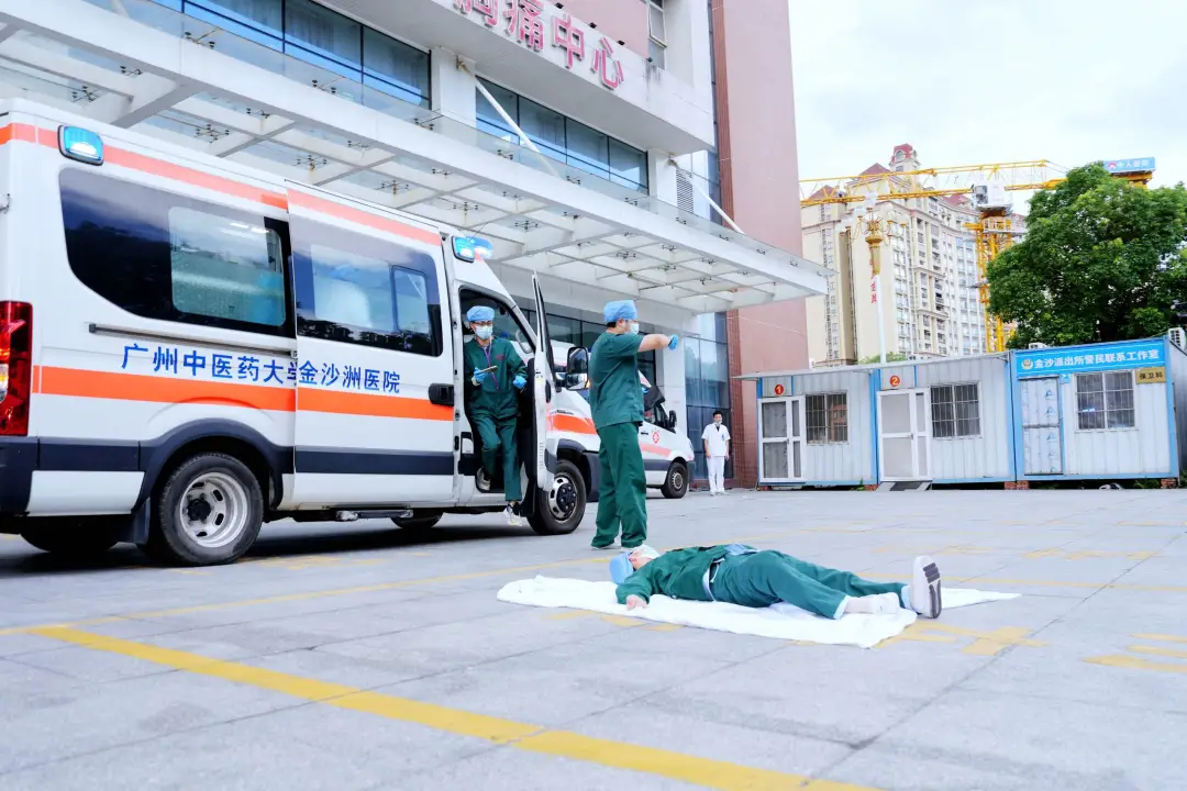 院内新闻|我院创伤中心成功开展严重复合伤救治演练,筑牢生命救治防线 院内新闻|我院创伤中心成功开展严重复合伤救治演练,筑牢生命救治防线