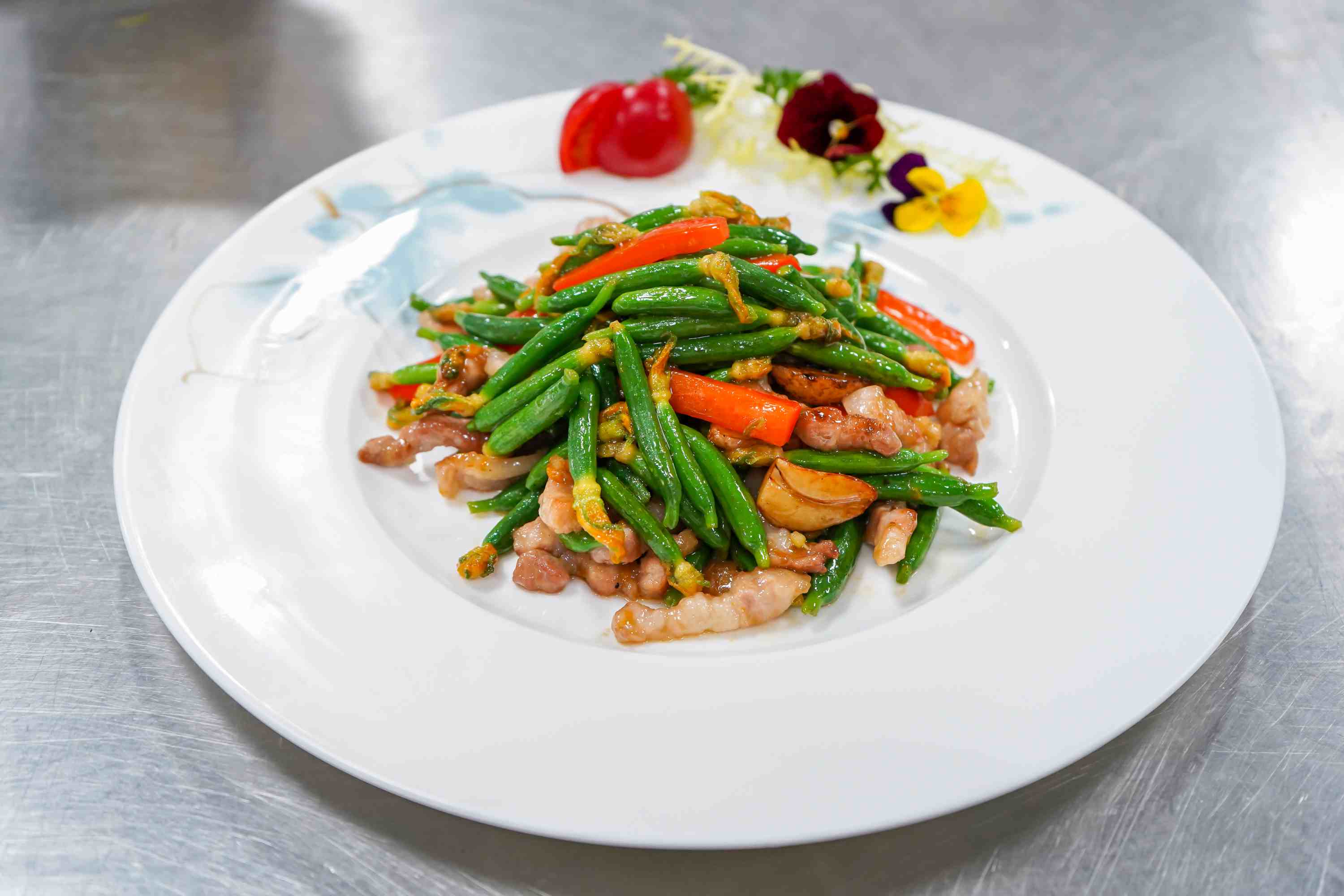 鼎厨承匠魂·舌尖燃百味 | 2025鼎禾盛饮食厨艺大赛精彩落幕！