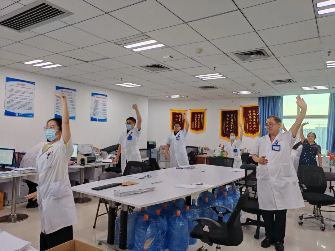院内新闻|党建引领 康复义诊 为住院肿瘤病人送技术送温暖受欢迎 院内新闻|党建引领 康复义诊 为住院肿瘤病人送技术送温暖受欢迎