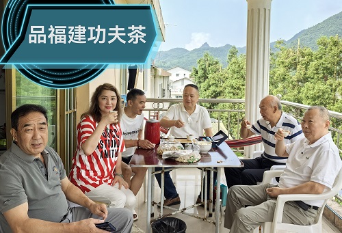 相约九坝山堡村 不忘昔日兄长情