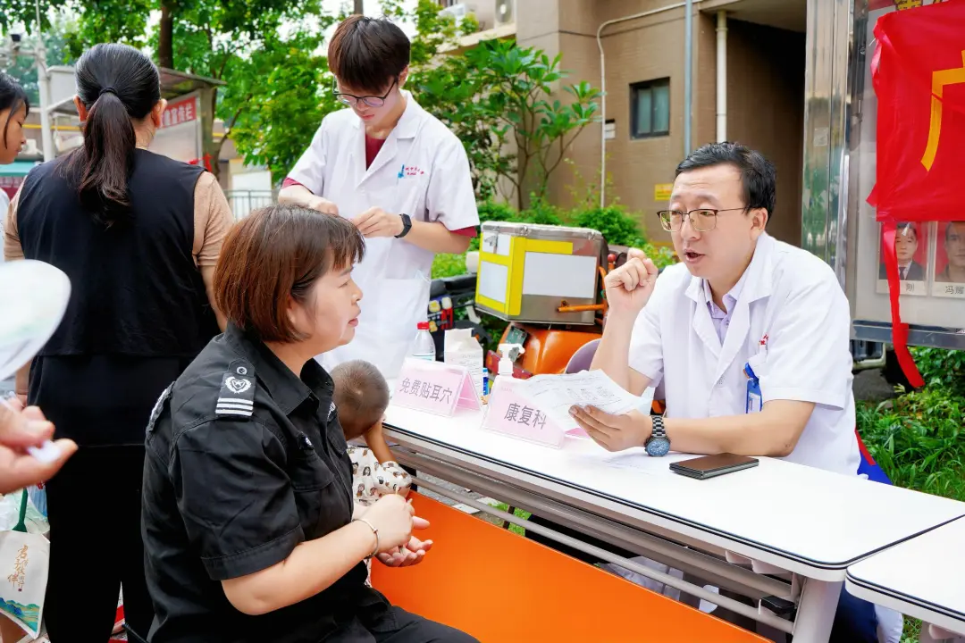 院内新闻|响应国家号召，医社协同惠民心 —— 金沙街义诊活动圆满落幕