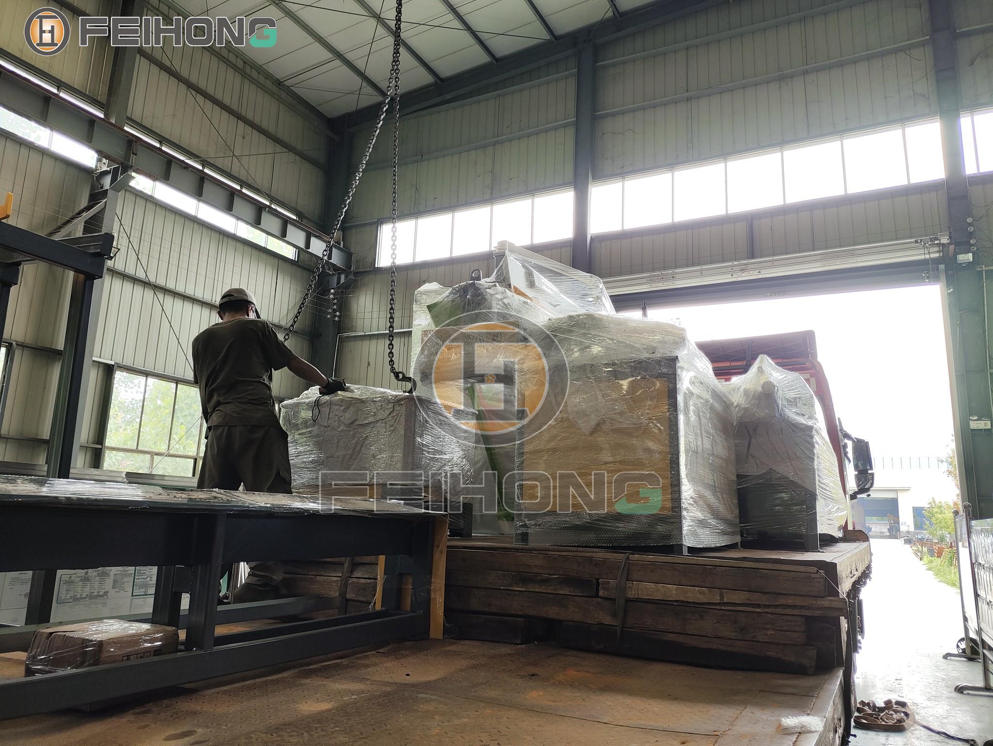 喜讯！热烈庆祝飞宏10套数控钢筋加工设备装车完毕顺利发出