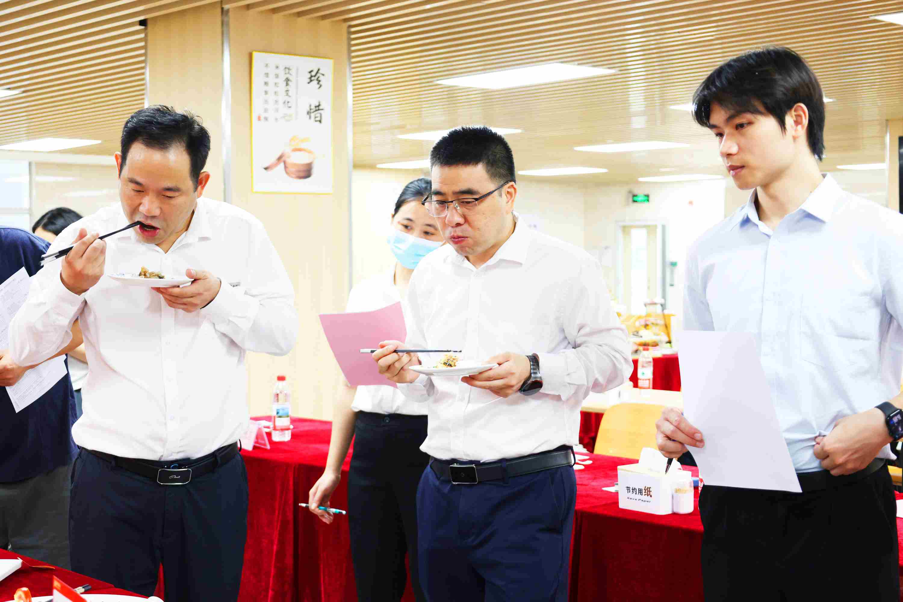 水蕴百味·鼎厨争锋 | 2025鼎禾盛员工餐厅厨艺大赛巅峰对决！